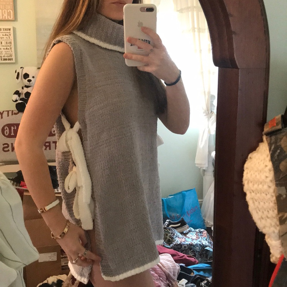 Dance & Marvel Sweater